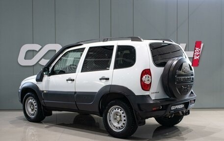 Chevrolet Niva I рестайлинг, 2017 год, 739 000 рублей, 2 фотография