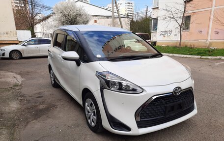 Toyota Sienta II, 2019 год, 1 480 000 рублей, 3 фотография