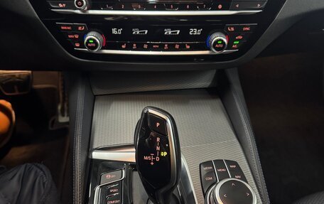 BMW 5 серия, 2019 год, 3 150 000 рублей, 11 фотография