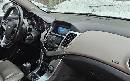 Chevrolet Cruze II, 2012 год, 650 000 рублей, 10 фотография