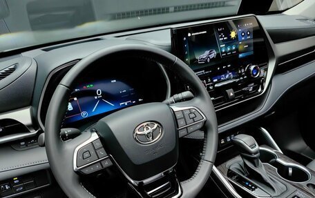 Toyota Highlander, 2025 год, 5 950 000 рублей, 16 фотография