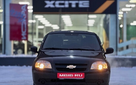 Chevrolet Niva I рестайлинг, 2018 год, 739 000 рублей, 2 фотография