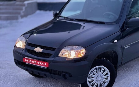 Chevrolet Niva I рестайлинг, 2018 год, 739 000 рублей, 5 фотография