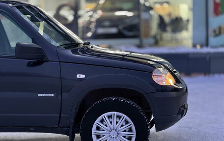 Chevrolet Niva I рестайлинг, 2018 год, 739 000 рублей, 7 фотография