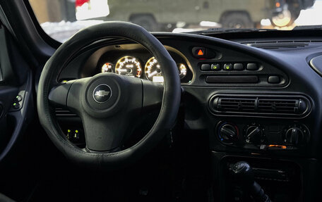 Chevrolet Niva I рестайлинг, 2018 год, 739 000 рублей, 16 фотография