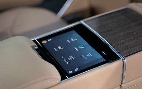 Land Rover Range Rover IV рестайлинг, 2025 год, 26 990 000 рублей, 23 фотография