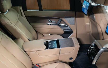 Land Rover Range Rover IV рестайлинг, 2025 год, 26 990 000 рублей, 22 фотография