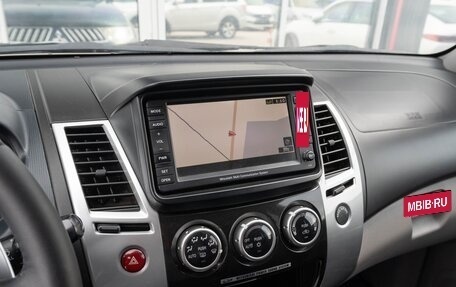 Mitsubishi Pajero Sport II рестайлинг, 2012 год, 1 590 000 рублей, 13 фотография