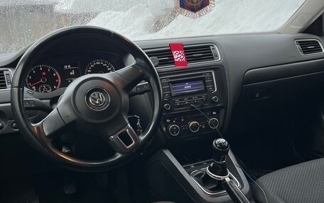 Volkswagen Jetta VI, 2014 год, 870 000 рублей, 13 фотография