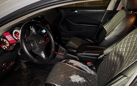 Volkswagen Jetta VI, 2014 год, 697 000 рублей, 6 фотография