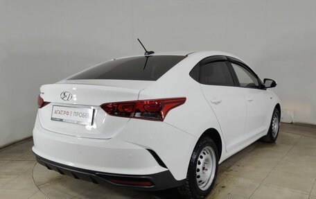 Hyundai Solaris II рестайлинг, 2022 год, 1 690 000 рублей, 7 фотография