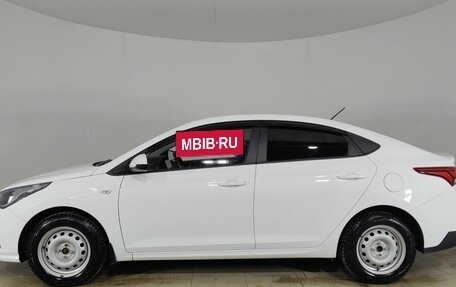 Hyundai Solaris II рестайлинг, 2022 год, 1 690 000 рублей, 4 фотография
