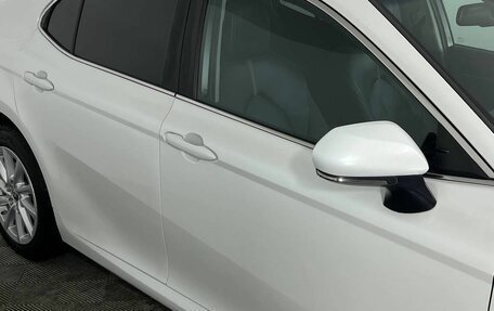 Toyota Camry, 2021 год, 3 690 000 рублей, 26 фотография