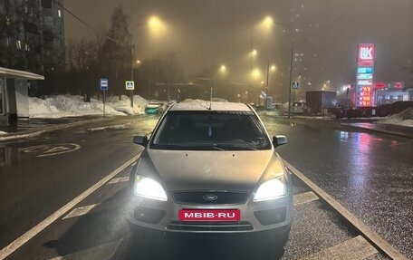 Ford Focus II рестайлинг, 2005 год, 335 000 рублей, 1 фотография