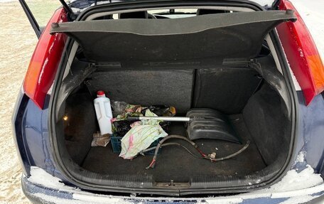 Ford Focus IV, 2002 год, 240 000 рублей, 8 фотография