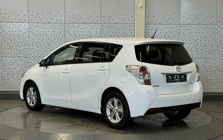 Toyota Verso I, 2013 год, 1 030 000 рублей, 4 фотография