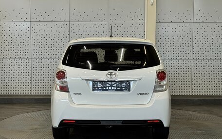 Toyota Verso I, 2013 год, 1 030 000 рублей, 6 фотография