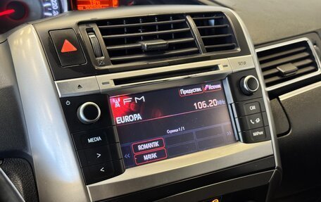 Toyota Verso I, 2013 год, 1 030 000 рублей, 10 фотография