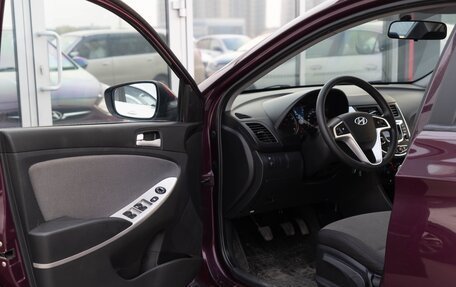 Hyundai Solaris II рестайлинг, 2011 год, 780 000 рублей, 11 фотография