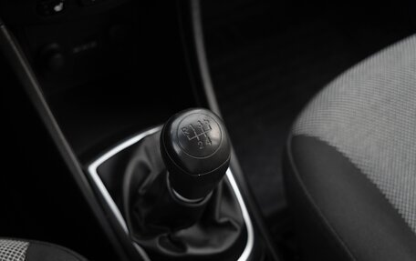 Hyundai Solaris II рестайлинг, 2011 год, 780 000 рублей, 16 фотография