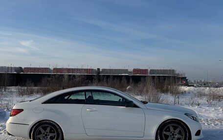 Mercedes-Benz E-Класс, 2013 год, 2 150 000 рублей, 3 фотография