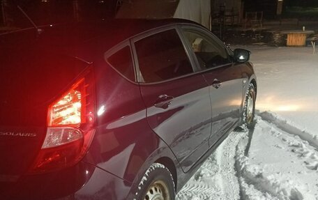 Hyundai Solaris II рестайлинг, 2011 год, 800 000 рублей, 13 фотография