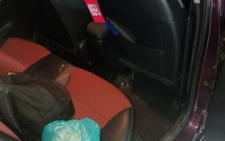 Hyundai Solaris II рестайлинг, 2011 год, 800 000 рублей, 10 фотография