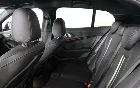 BMW 1 серия, 2020 год, 2 399 000 рублей, 14 фотография