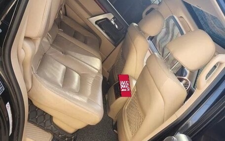 Toyota Land Cruiser 200, 2015 год, 3 900 000 рублей, 2 фотография