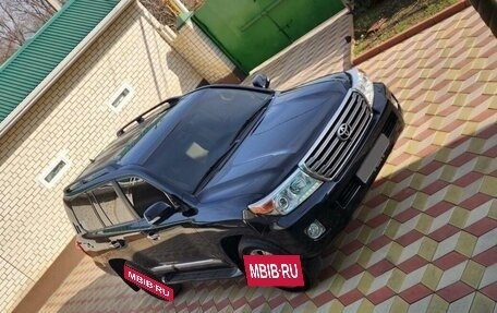 Toyota Land Cruiser 200, 2015 год, 3 900 000 рублей, 10 фотография