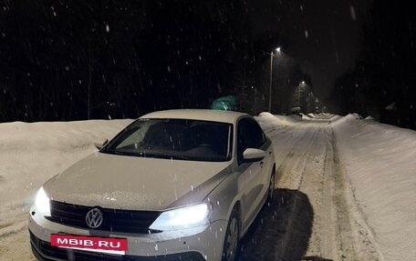 Volkswagen Jetta VI, 2015 год, 850 000 рублей, 5 фотография