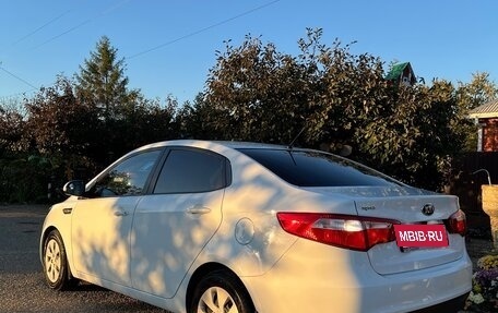 KIA Rio III рестайлинг, 2013 год, 800 000 рублей, 6 фотография