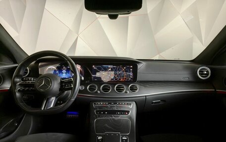 Mercedes-Benz E-Класс, 2022 год, 4 995 000 рублей, 14 фотография