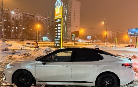 Toyota Camry, 2022 год, 4 800 000 рублей, 2 фотография