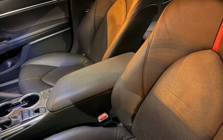 Toyota Camry, 2022 год, 4 800 000 рублей, 9 фотография