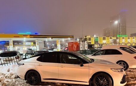 Toyota Camry, 2022 год, 4 800 000 рублей, 4 фотография