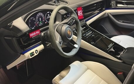 Porsche Panamera, 2024 год, 22 000 000 рублей, 11 фотография