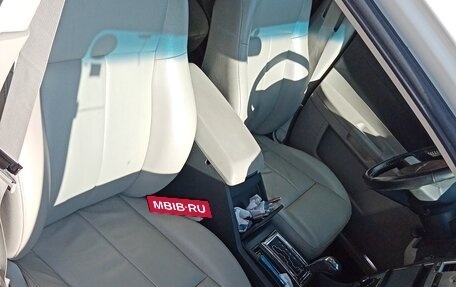 Chrysler 300C II, 2005 год, 2 100 000 рублей, 17 фотография