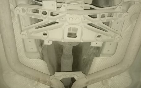 Chrysler 300C II, 2005 год, 2 100 000 рублей, 27 фотография