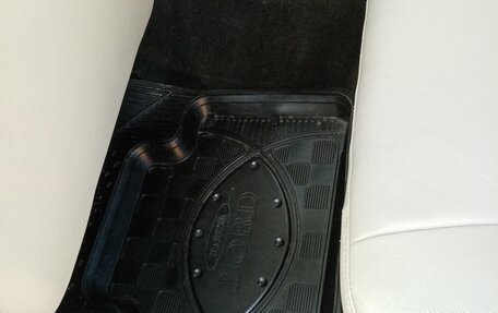 Chrysler 300C II, 2005 год, 2 100 000 рублей, 33 фотография