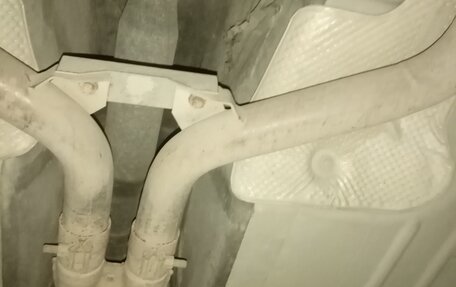 Chrysler 300C II, 2005 год, 2 100 000 рублей, 34 фотография