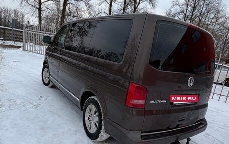 Volkswagen Multivan T5, 2013 год, 1 790 000 рублей, 3 фотография