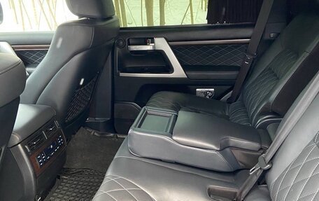 Toyota Land Cruiser 200, 2018 год, 10 900 000 рублей, 13 фотография