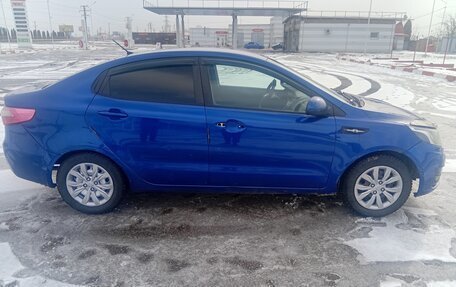 KIA Rio III рестайлинг, 2013 год, 490 000 рублей, 2 фотография