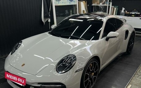 Porsche 911, 2021 год, 25 000 000 рублей, 7 фотография