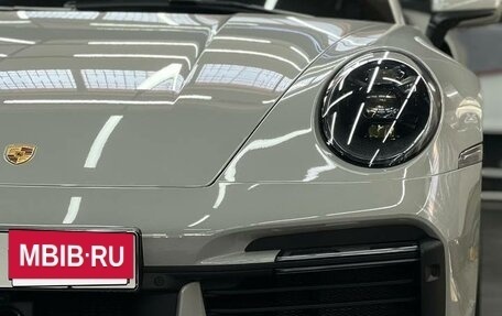 Porsche 911, 2021 год, 25 000 000 рублей, 3 фотография