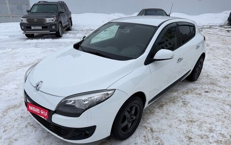Renault Megane III, 2013 год, 700 000 рублей, 3 фотография
