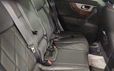 Infiniti QX70, 2015 год, 3 250 000 рублей, 14 фотография