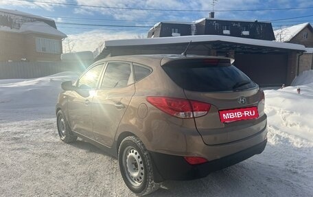 Hyundai ix35 I рестайлинг, 2015 год, 1 275 000 рублей, 9 фотография