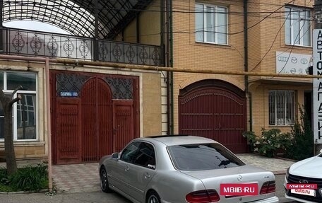 Mercedes-Benz E-Класс, 2001 год, 650 000 рублей, 5 фотография